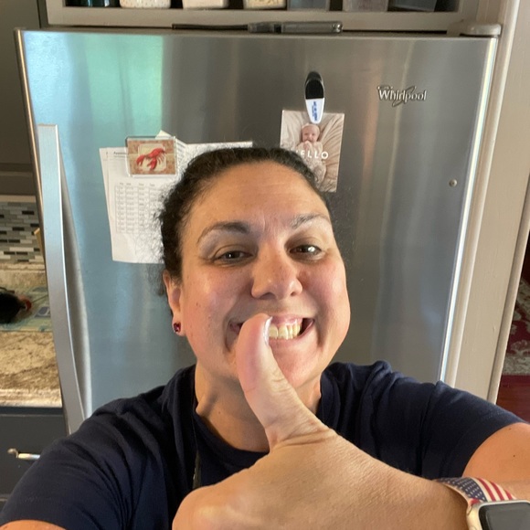 Meet your Posher, JoHanna - Picture 2 of 4